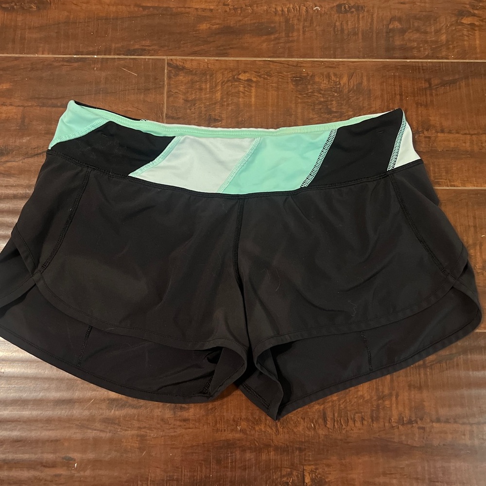 Lululemon athletica Shorts - Size 8